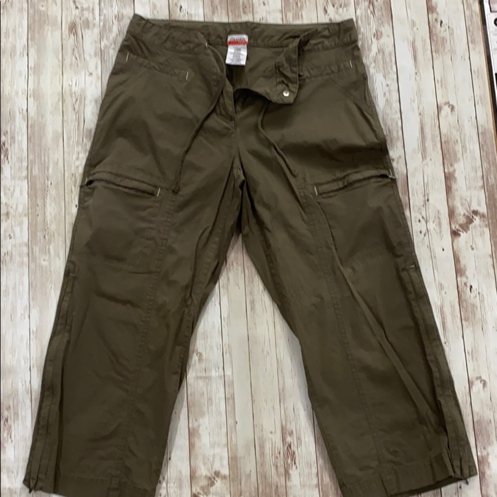 Danskin stretch cotton capris